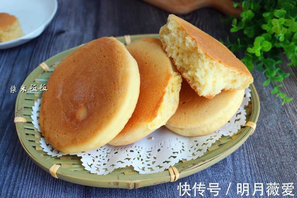 面团|1碗面粉,2个鸡蛋,做成的小饼外酥里软,比面包还好吃