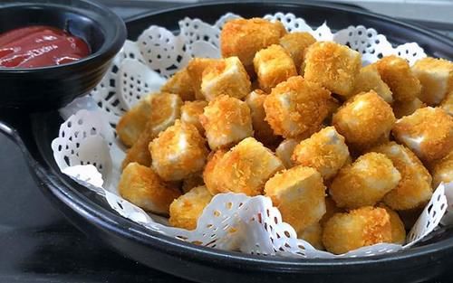 芋头创新吃法，不蒸不煮不红烧，颜值高口感好，老人小孩都爱吃