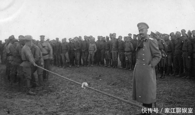 俄国|一战时期沙皇俄国士兵旧照，装备简陋天天玩乐不吃败仗才怪