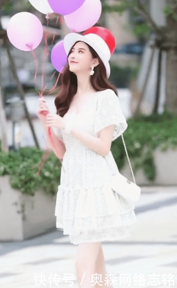  美女|向这样的美女告白，只需要气球是不是就可以了？