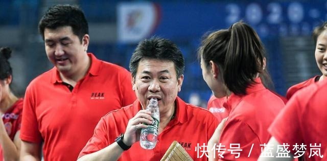 奥运冠军|蔡斌出手调整,林莉等三大奥运冠军落选,无缘新一期中国女排名单!