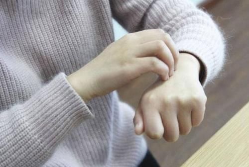 食物|肝硬化“不喜欢”的4类食物,若经常端上餐桌,肝脏或会为你点赞