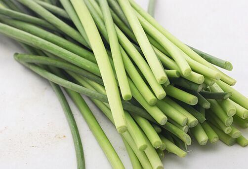  无水无油|腌制蒜苔要密封吗，有什么作用？