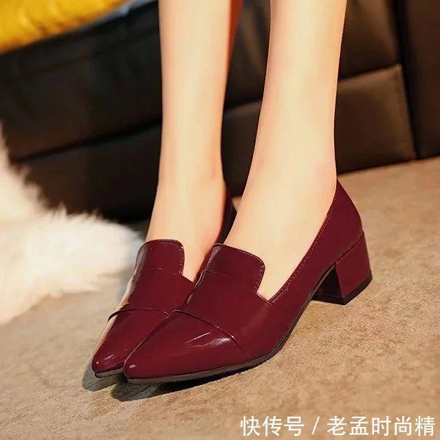 新款|柔软舒适的高跟鞋,流畅的线条展现不一样的自己