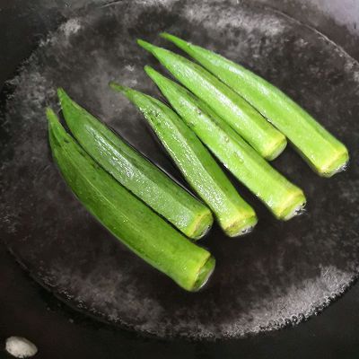 辣妈|捞汁豆腐秋葵