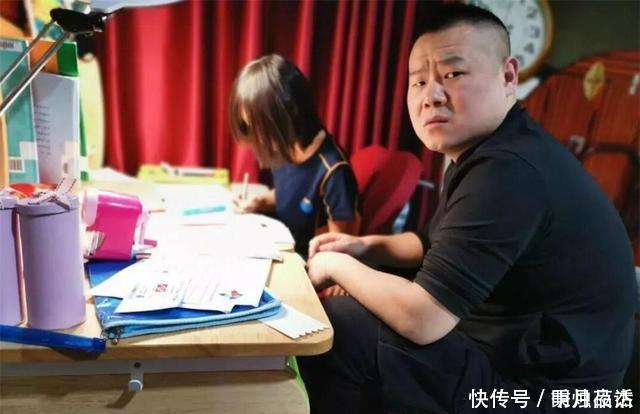 哥哥辅导一年级妹妹写作业崩溃“我宁愿干活，再也不教了”