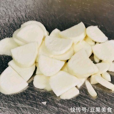 海苔粉|简单快手，超级好吃，你一定要学的茭白蘑菇鸡肉焗饭