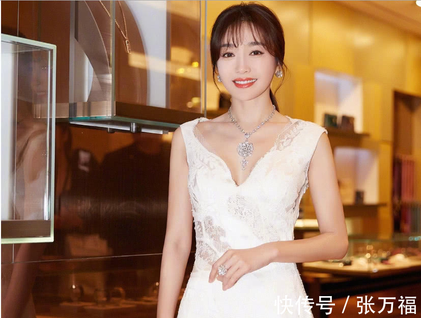首饰|珠宝首饰的佩戴是为了增加美感,提升气质!