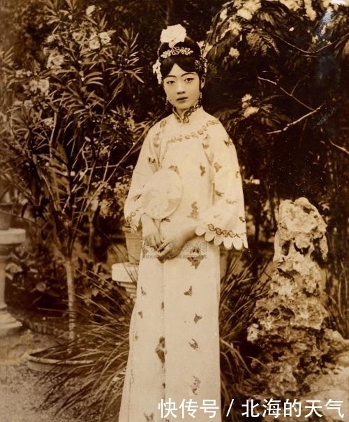 婉容|晚清皇后婉容在监狱逝世:遗体被遗忘在水沟,留下的遗物太心酸!