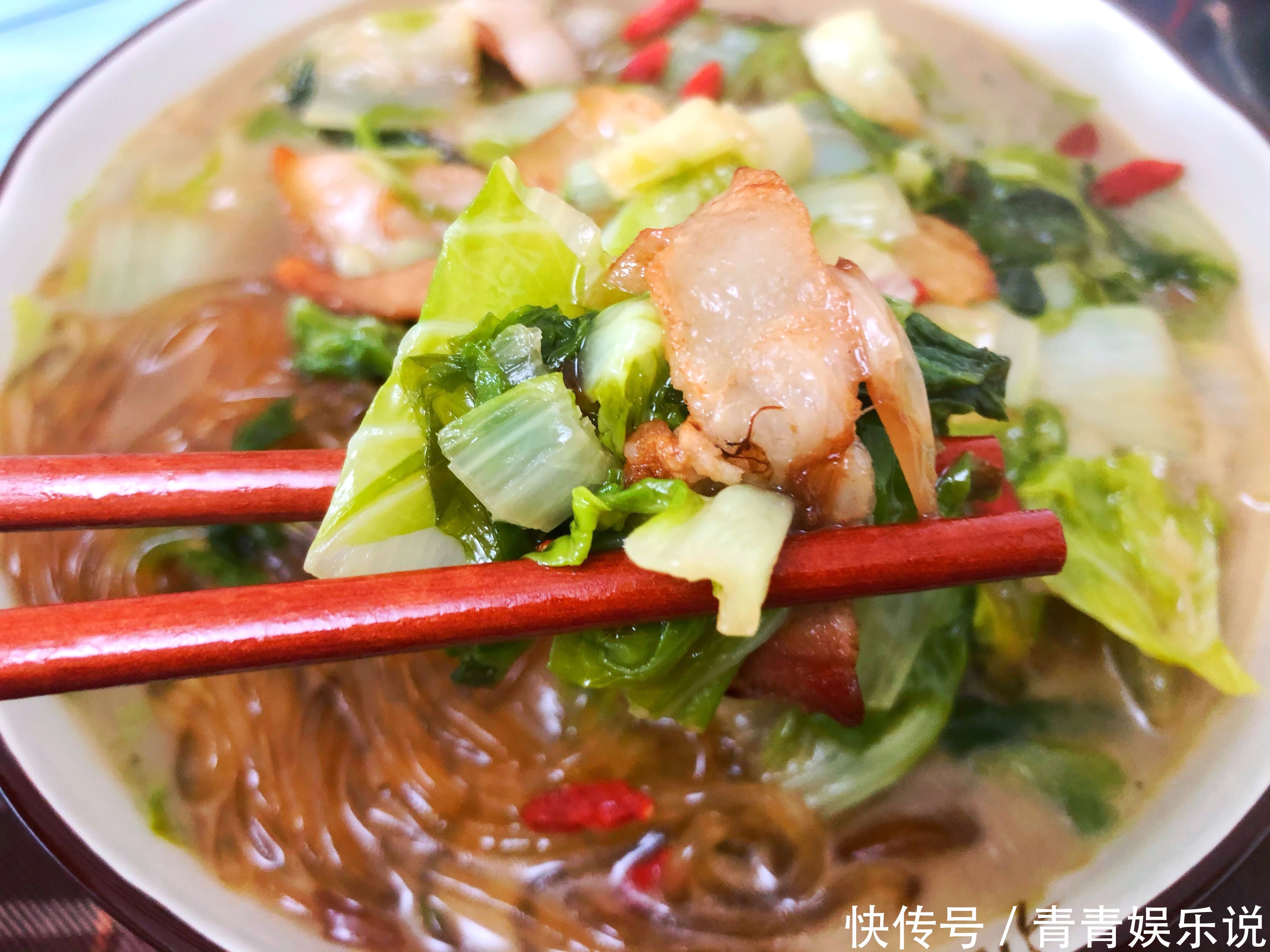 大白菜最经典的吃法,20分钟炖1锅,1人1碗,吃着太过瘾了!