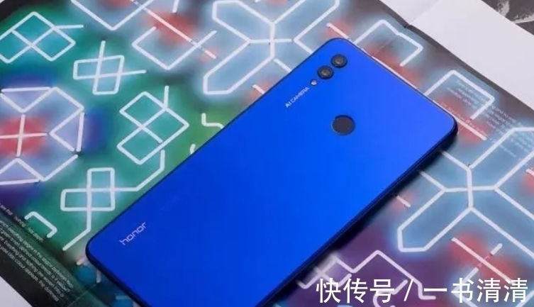 e20|荣耀Note系列即将回归，双6400万主摄+6000mAh，或将搭载鸿蒙