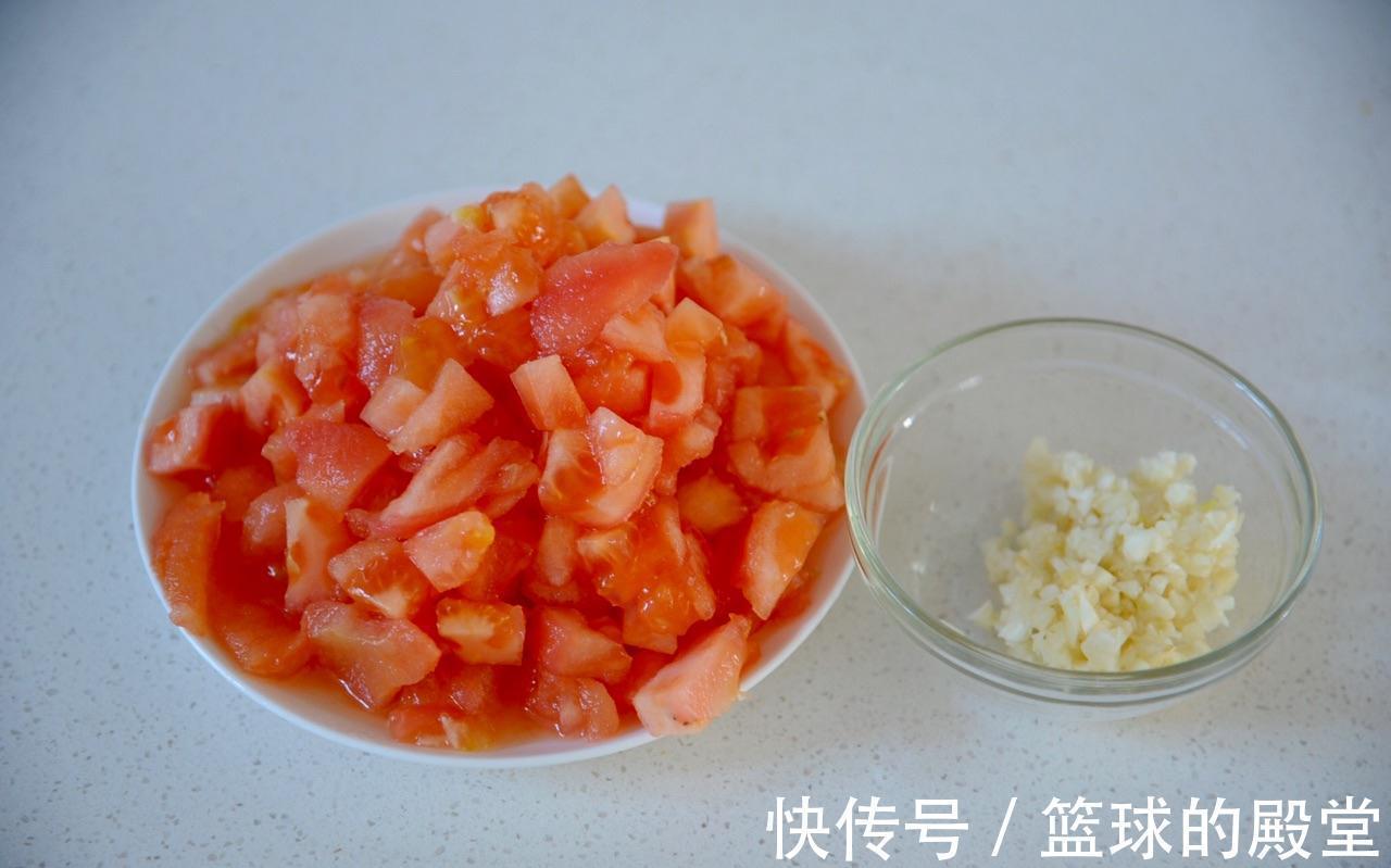 家常番茄豆腐圆子,酸酸甜甜真开胃,好吃的汤汁都不剩