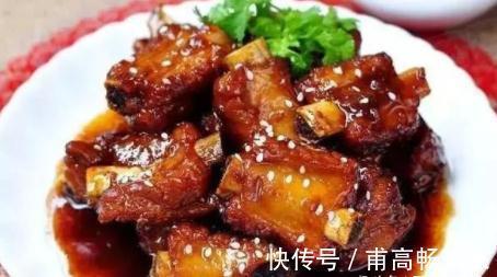 辣椒粉|美食推荐莴笋片炒肉，糖醋排骨，三汁焖锅鸡，回锅肉的做法