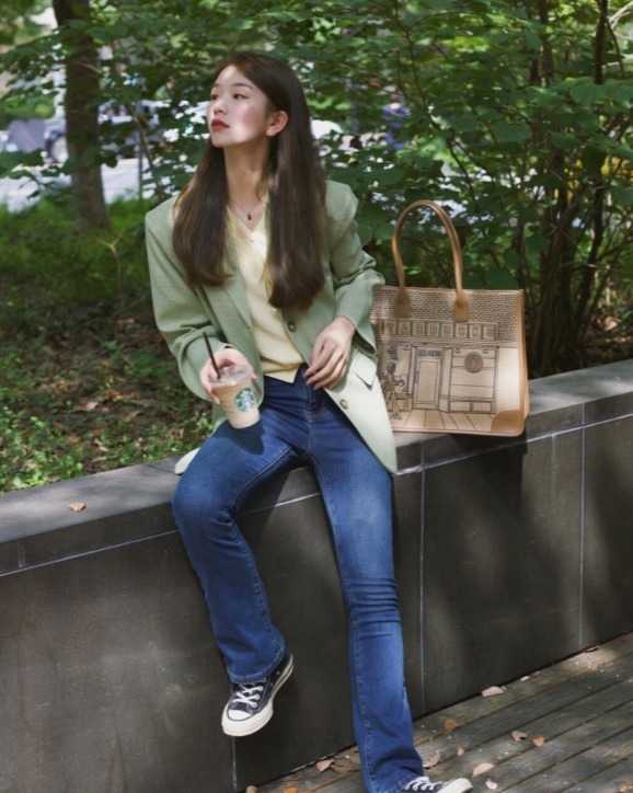 秋冬|混色搭配才是今年最强搭配法则,显白又洋气,黄皮妹子有救了!