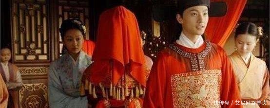 凶手|新娘死前出上联:“点灯等阁各攻书!”包拯:能对出的就是凶手