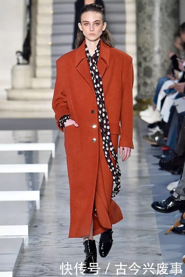 2020秋冬十大流行色,保存着我们不被消磨的热情与幻想~