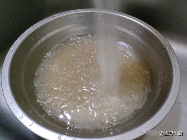 肉末|家有孩子做这道菜，维生素丰富营养多，拌饭吃可香了，米饭嗖嗖下
