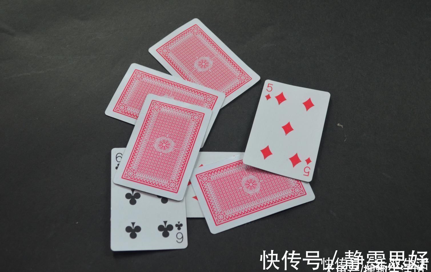 用处|用旧的扑克牌别再扔了, 剪几刀, 粘在厨房里超实用, 人人见了都夸好