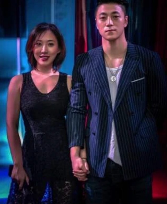 智诚|中超最美女老板,曾因大腿“纹身”惹争议,如今和男友很恩爱