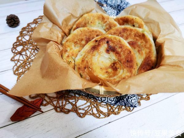 自从学会葱油饼，我就不想再吃外卖了