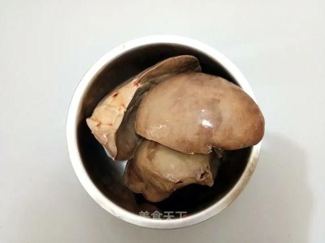 不会炒猪肝的，一定要像这样炒鲜香滑嫩，非常好吃，超级下饭哦