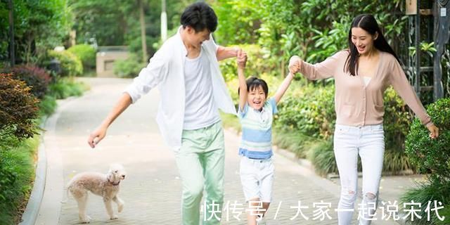 飞行员|有这几个特征,孩子以后可能会长不高,父母要及时补救