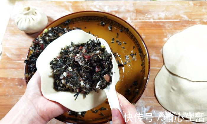 马齿苋|此菜农村到处是,新鲜的不起眼,晒干后太美味,冬天蒸包子吃真香