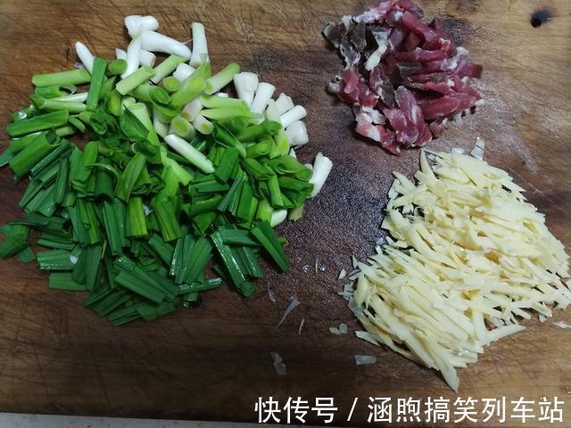 咸肉|吃多了油腻的食物?来尝尝“笋丝小炒”:解腻爽口,做法简单
