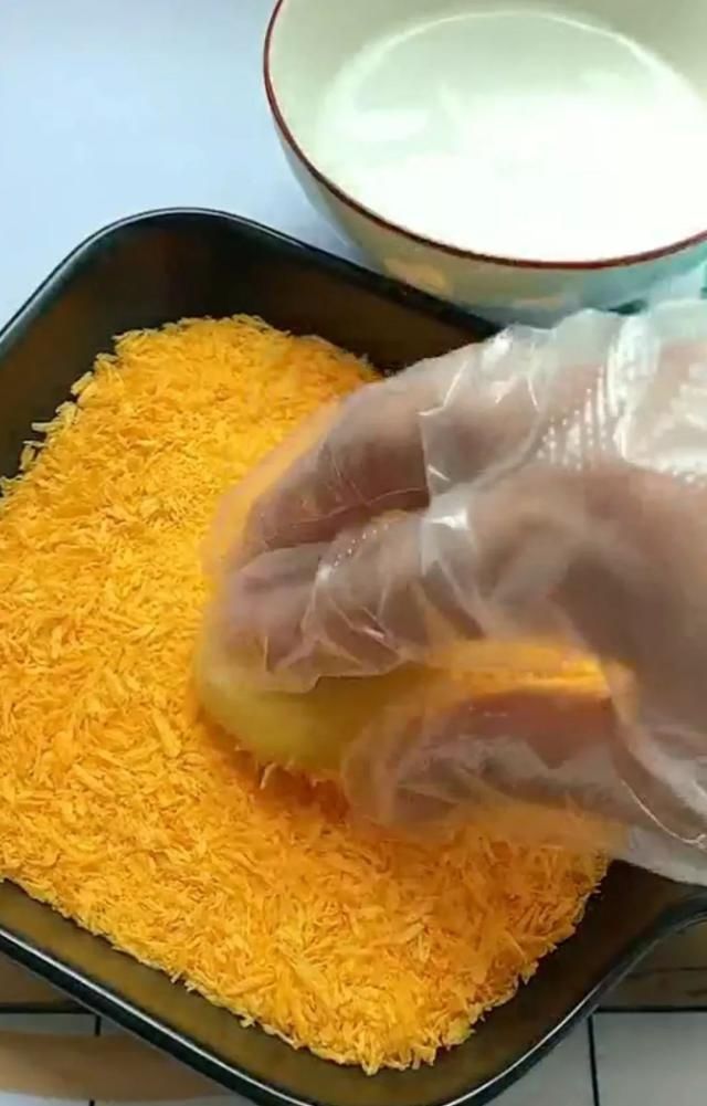 家庭小吃制作,外酥里糯的南瓜饼,美味的一款