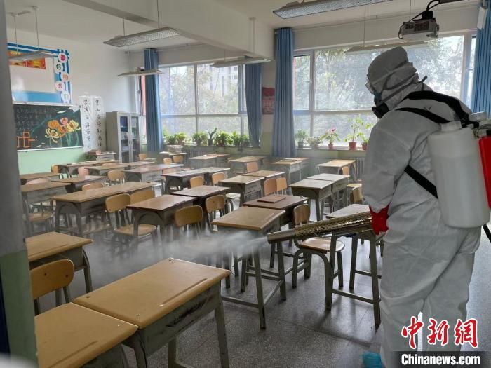 高校|甘肃逾六成中小学及幼儿园暂停线下教学 八成高校线上教学