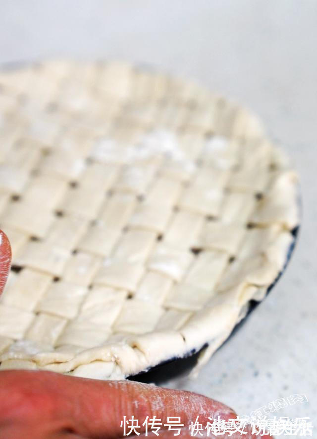 苹果的这个吃法太棒了,外酥里嫩又香甜,关键是做法简单不用和面
