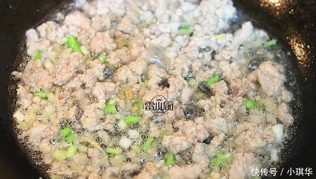 老一辈留下来的方法就是好, 粉条这样做, 好吃到飞起来!
