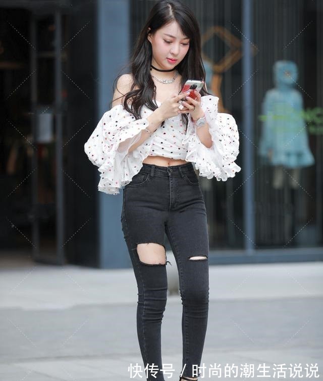 短裤 浮夸的气泡袖上衣,搭配短裤,时尚的个性风范!