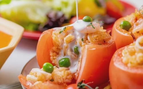 番茄别再炒蛋了！全网都流行这么吃，一焖就搞定