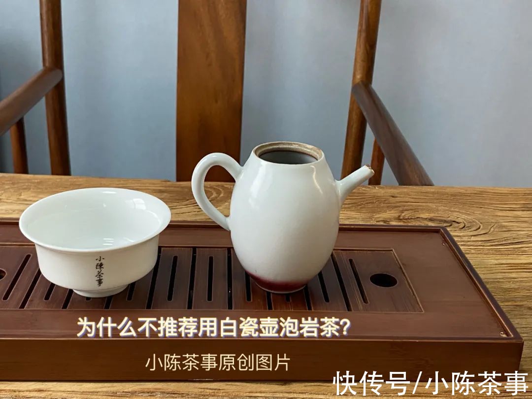 闻香|白瓷盖碗VS白瓷壶，谁才是春节泡茶待客的最佳茶具？答案来了