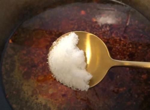 自己在网上看教程学会了毛血旺，自学成才，感觉比外面买的好吃