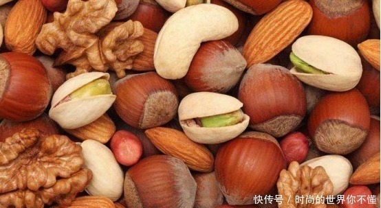 最能抗饿的零食前4名,士力架只能排第3,第1有人一口就吃不下
