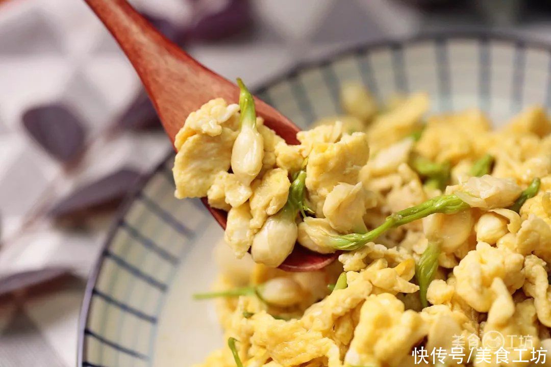 虾仁|茶餐厅最爱点，鲜香滑嫩，好吃到哭泣