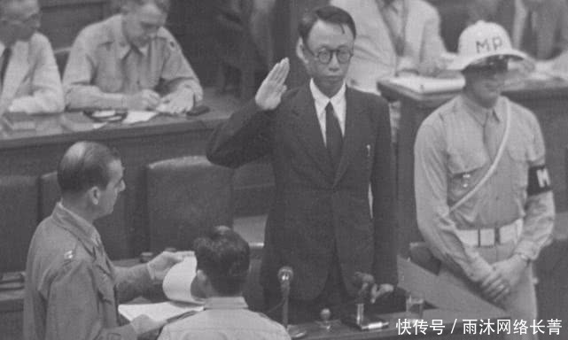 宝贝|溥仪晚年回故宫游玩,从龙椅下掏出一个东西,并说这是他的宝贝