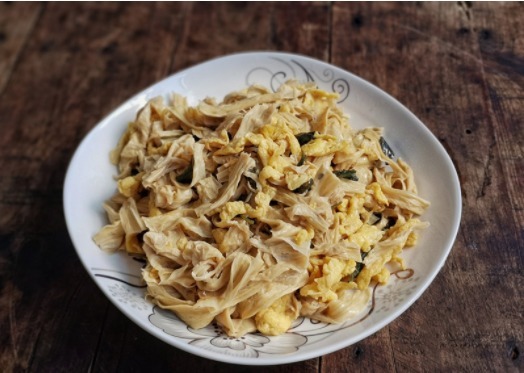 这道菜从小吃到大,简单又美味,营养也好