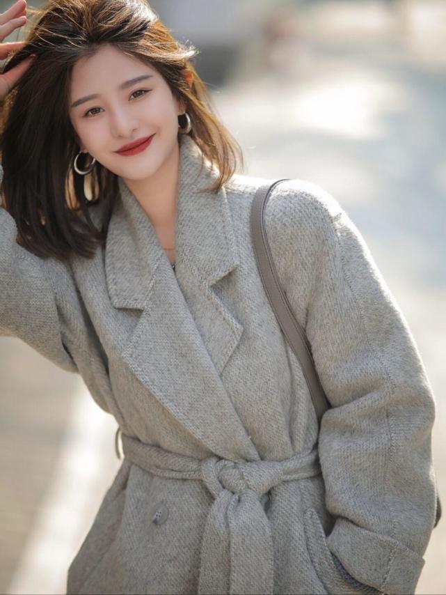 大衣 冬季最流行的4款大衣,不显老不扮嫩,实用优雅又高级