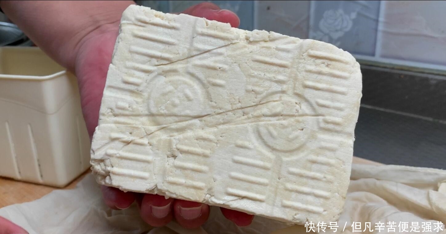 教你在家自制豆腐,几乎零失败,自己做吃着放心
