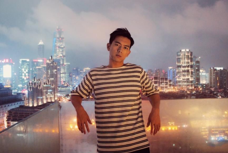  公司|当红因业务跟公司闹翻，上跑男被无视，后开跑车名气郑恺追不上