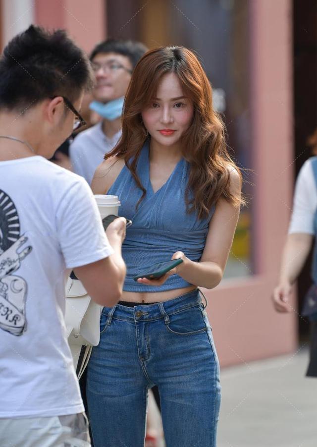 打底裤|蓝色两件套裙子时尚漂亮,有着迷人的风情同时好搭配