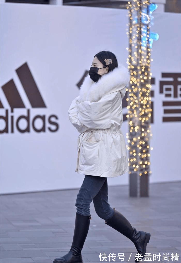 搭配|冬季选择牛仔裤搭配,款式和搭配不同,呈现出来的风格也不一样