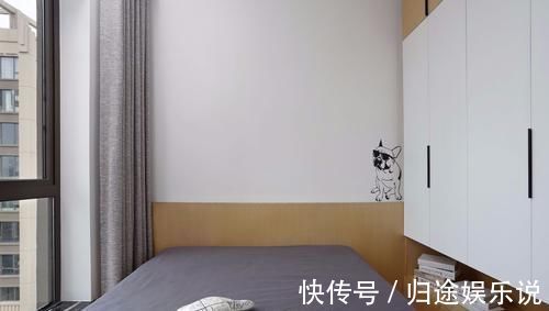 装修|135平米现代简约风格三居室装修图，浓重的色彩，让人过目难忘