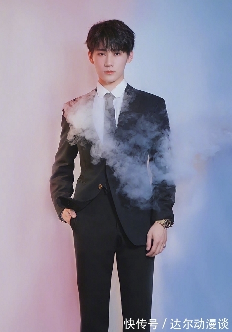 劉耀文|時(shí)代少年團(tuán)新節(jié)目取消常駐，年齡是大問(wèn)題，但馬嘉祺不愁資源