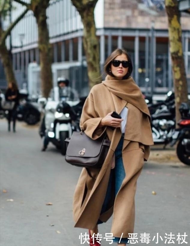 配色|不懂驼色怎么穿出高级?它的最美“配色”在此,优雅时髦精最爱