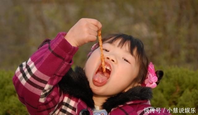 添加剂|4岁男孩在幼儿园总喊“饿”,老师察觉问题,跟回家一看呆住了