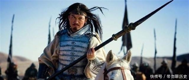 五虎上将|同是五虎上将，为何关羽一直瞧不起马超和黄忠，对赵云却很重视？